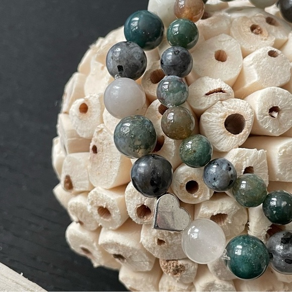 Green Tree Agate Stone Beaded Bracelet Set - Picture 2 of 10